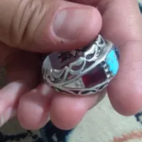 انگشتر نقره و تعدادی وسایل عتیقع