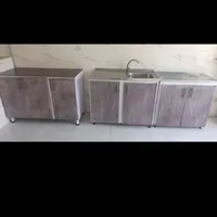 سه عدد کابینت فلزی نو سالم بایه آب چکان درحدکار