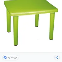 سه عدد میز