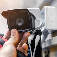 فروش و نصب و تعمیر انواع دوربین، دزدگیر، آیفون