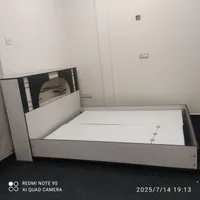 تخت دو نفره