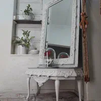 آینه و میز