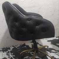 2 عدد صندلی چرخ دار