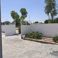 رهن و اجاره چهاردیواری ۲۲۰متر بر خط کمربندی جنوبی|اجارهٔ مغازه و غرفه|نجف‌آباد, دفاع مقدس|دیوار