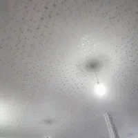 بدون هیچ جم اور خونه طرح کاغذ دیواری میزنیم
