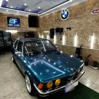 بی ام و 320 کلاسیک