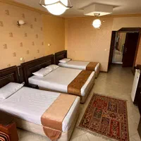 هتل/سوییت/اتاق های دوتخته سه تخته چهارتخته تمیز|اجارهٔ کوتاه‌مدت آپارتمان و سوئیت|اصفهان, باغ گلها|دیوار