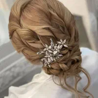 میکاپ شینیون گریم تخصصی نامزدی و عروس|خدمات آرایشگری و زیبایی|اصفهان, دشتستان|دیوار