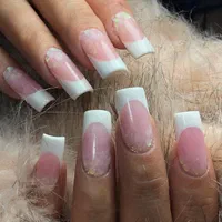 آموزش تخصصی کاشت ناخن بامدرک فنی وحرفه ای