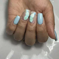 تخفیف درسالن زیبایی مونیکا خدمات ناخن،مژه،مو