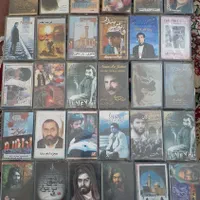 تعداد ۱۳۰ عدد نوارکاست ترانه های قدیمی