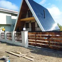 کلبه سه خوابه استخردار|اجارهٔ کوتاه‌مدت ویلا و باغ|کلاردشت, |دیوار