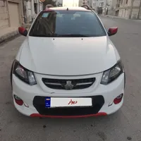 کوییک R سفید قرمز مدل ۱۴۰۰