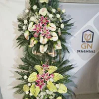 تاج گل سبدگل پایه گل ترحیم افتتاحیه گل آرایی
