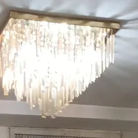 یک جفت لوستر لوکس،