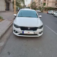 تارا دندهای، مدل ۱۴۰۰