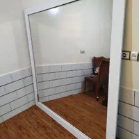 آیینه تمیزو بزرگ