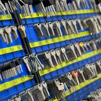 قفلکلیدسازیامیربازکردن قفلساخت ریموت