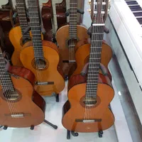 گیتار یاماها c40 c70|گیتار، بیس، امپلیفایر|اصفهان, مسجد مصلی|دیوار