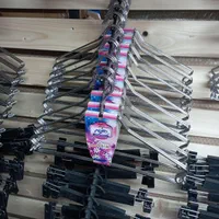 چوبکار فلزی.چوبکار طرح چوب.چوب کار آویز .آویز لباس