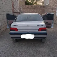 پژو ۴۰۵ بی رنگ