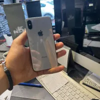 اپل iPhone X با حافظهٔ ۲۵۶ گیگابایت