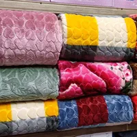 پتو مدل گلبافتی ضخیم گرم با ایراد مهندسی|رختخواب، بالش، پتو|تهران, چیتگر جنوبی|دیوار