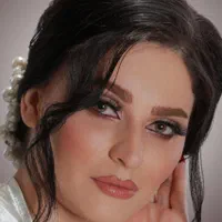 لباس عروس و میکاپ|خدمات آرایشگری و زیبایی|کرمانشاه, |دیوار