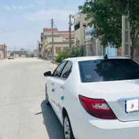 دنا پلاس اتومات ۴۰۲|خودرو سواری و وانت|شیراز, ارم|دیوار