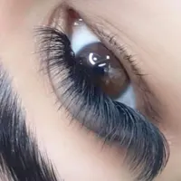 خدمات تخصصی کاشت موقت و دائم مژه وفیبروزوتتو