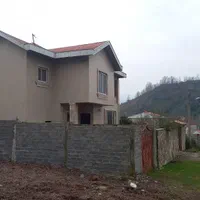 واحد مستقل با ۲۰۰ متر حیاط دل طبیعت دره جیر