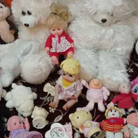 تعدادی عروسک اسباب بازی