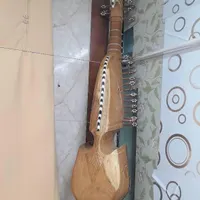 دمبوره رباب|سازهای سنتی|کهریزک, |دیوار