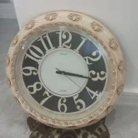 ساعت دیواری