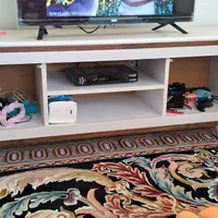دوعددکمدومیزتیوی واینه وساعت درحدصفر|حراج|مهاباد (آذربایجان غربی), |دیوار