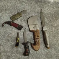 تعدادی چاقو
