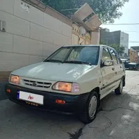 ماشین ۱۳۸۱ کارمندی
