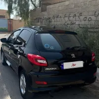 خودرو ۲۰۷ سقف شیشه ای tu5