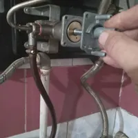 تعمیرات پکیج و آبگرمکن نصب و تعمیر پمپ لوله کشی