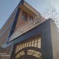 نرده و حفاظ دیوار ی
