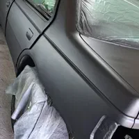 نقاشی و لیسه گیری خودرو
