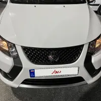 کوییک RS سفید سقف مشکی