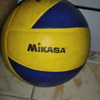 توپ والیبال میکاسا MVA200