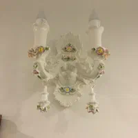 کنارسالنی تمام چینی گل برجسته|چراغ خواب و آباژور|تهران, نیروی هوایی (پیروزی)|دیوار