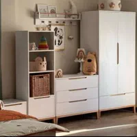 کمد دراور کودک سیسمونی