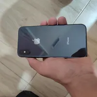 اپل iPhone XS با حافظهٔ ۶۴ گیگابایت
