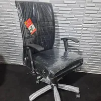 صندلی اداری ۰۳۳