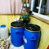 بشکه دبه ماهی شور برنج و اهل دلان