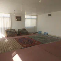منزل ویلایی-باغی، ۵۰۰متری، غرق نور|فروش خانه و ویلا|شاهین‌شهر, برخوار غرب|دیوار