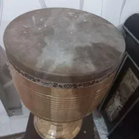 تنبک حرفه یی|سازهای سنتی|اصفهان, بهارستان|دیوار